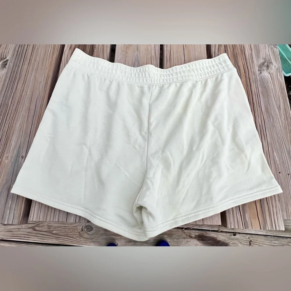 - Under Armour XL Rival Terry Knit Shorts! NEW!!